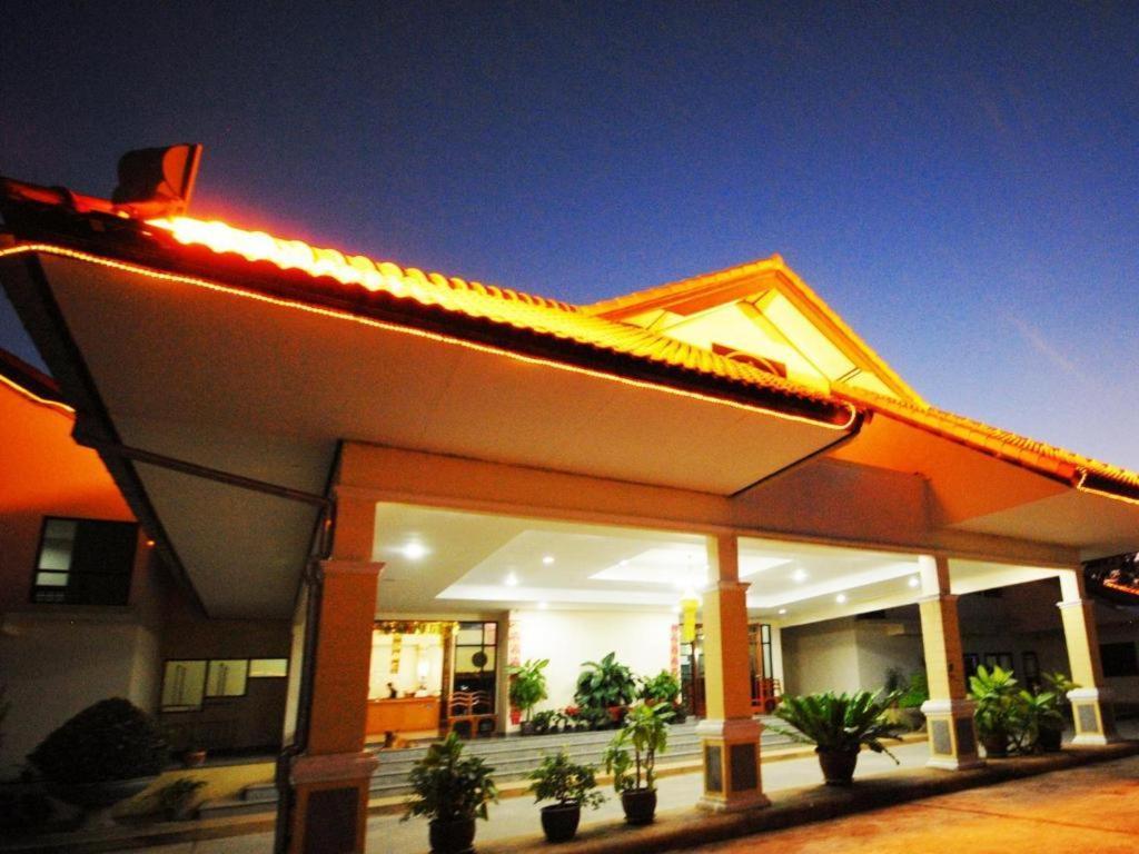 Golden Land Hotel Chiang Rai Eksteriør billede